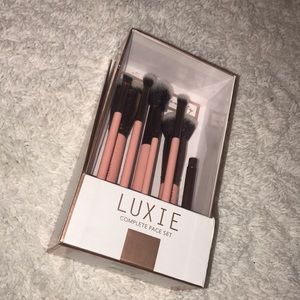 NEW Luxie brushes Complete Face Set